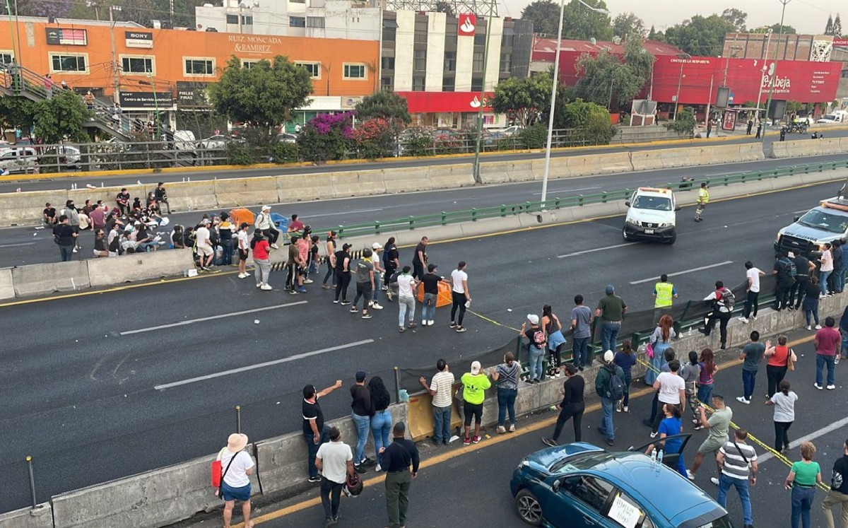 El bloqueo en Periférico Norte lleva alrededor de 11 horas. | Luis Alfaro