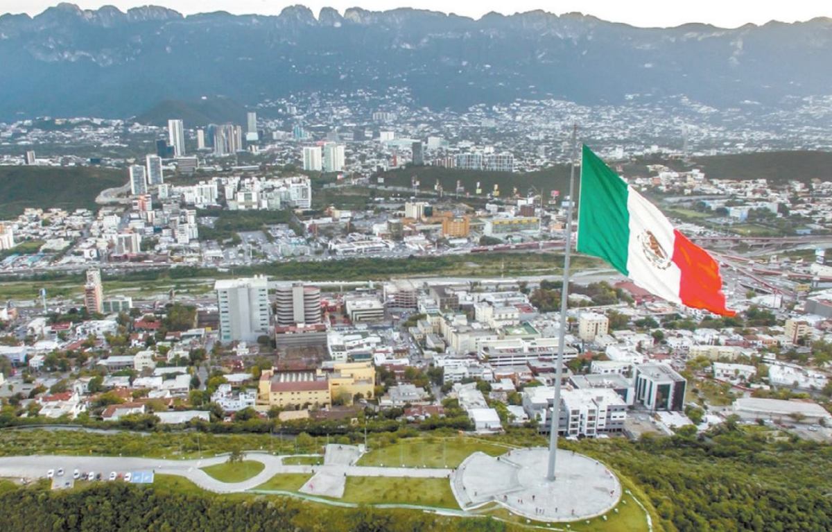 Desde el Mirador del Obispado se ofrece la espectacular vista de la ciudad. Fotos: Roberto Alanís