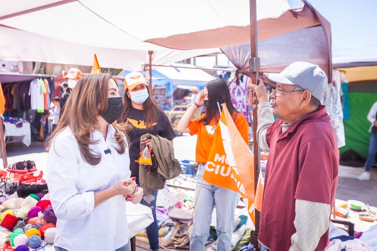 Patricia Flores realizó los primeros recorridos en el Huizache I y Jardines de Cancún. | Cortesía