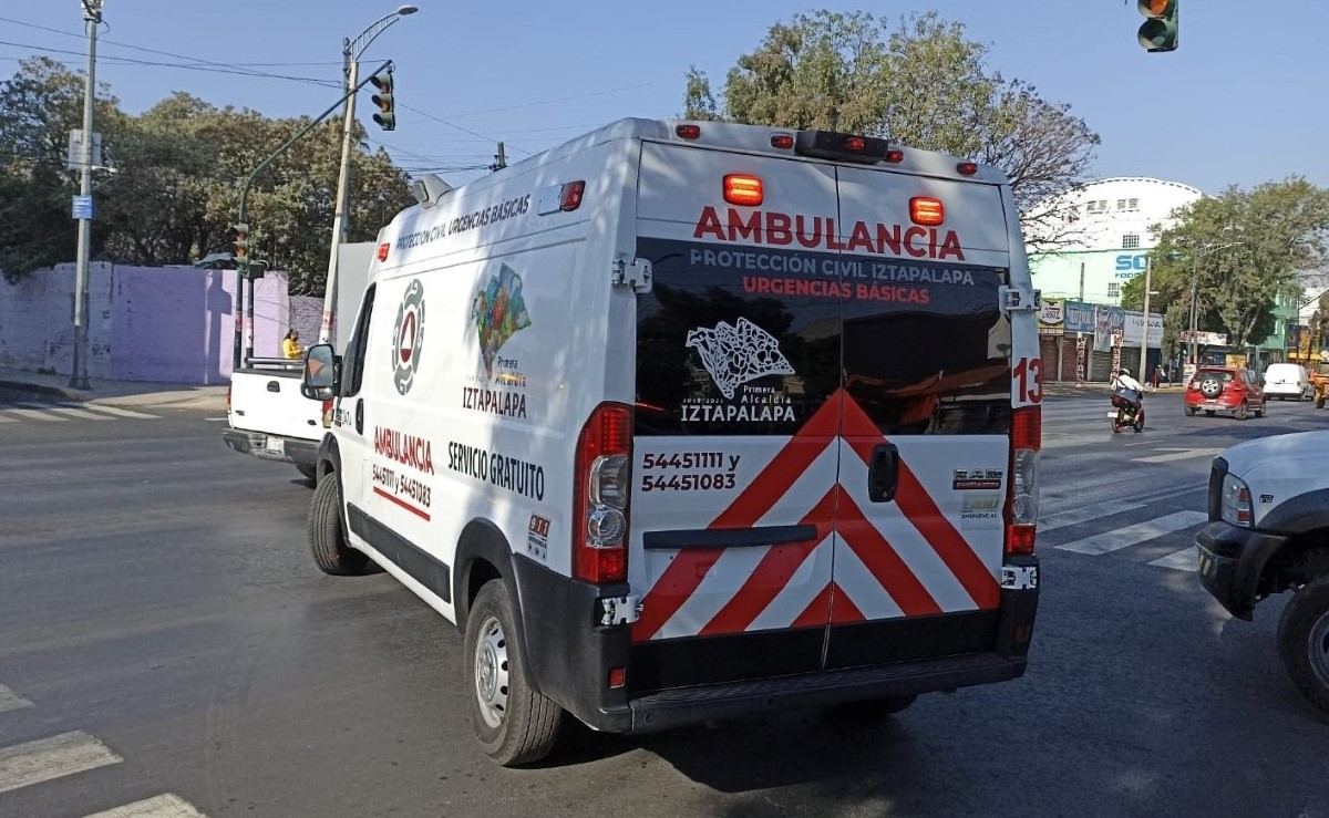 La policía fue atropellada en calles de la alcaldía Iztapalapa. | Enrique Luna