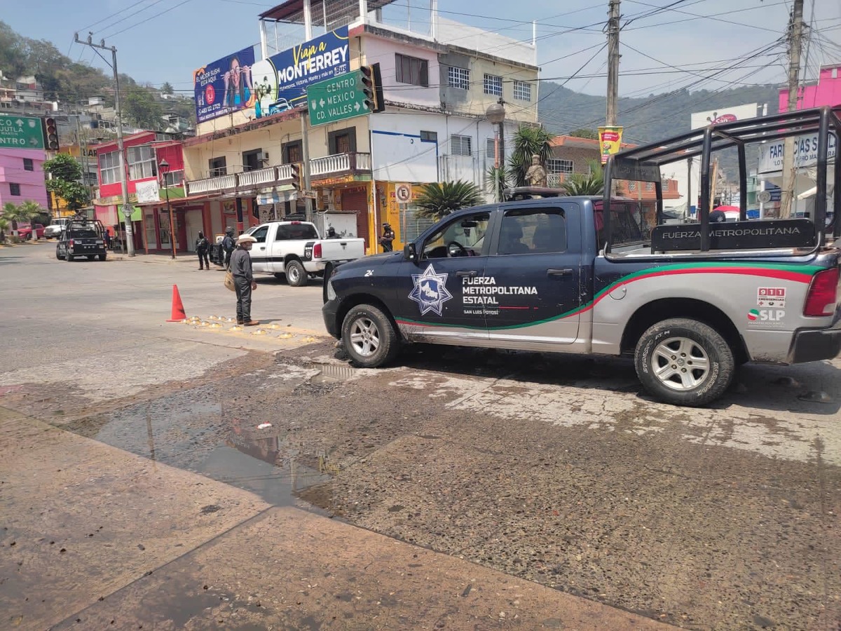 La seguridad fue reforzada en Tamazunchale por la presencia de civiles armados. | Facebook