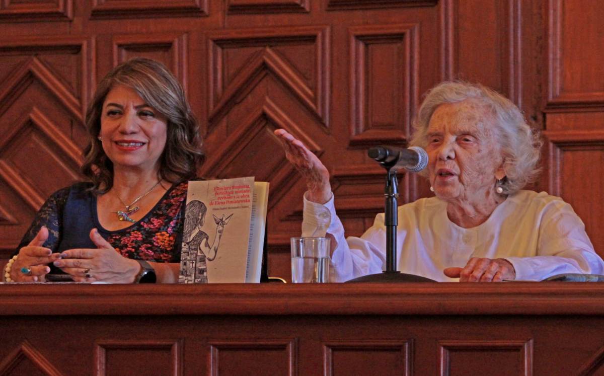 Elena Poniatowska denuncia injusticias y ataques contra periodistas en Puebla | Melanie Torres