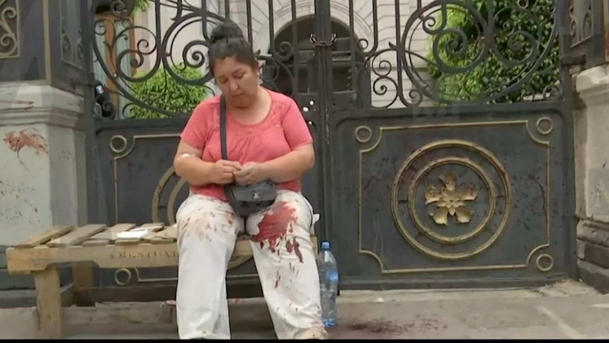 Madre realiza "Huelga de sangre" por desaparición de su hijo en CdMx