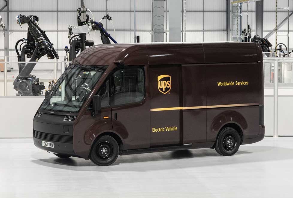 La startup Arrival produce las camionetas eléctricas del grupo estadounidense de paquetería UPS, pero su fabricación ha registrado demoras.