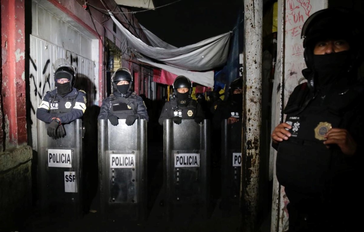 El cateo ocurrió en el barrio de Tepito, donde se detuvo a tres personas. | Enrique Luna