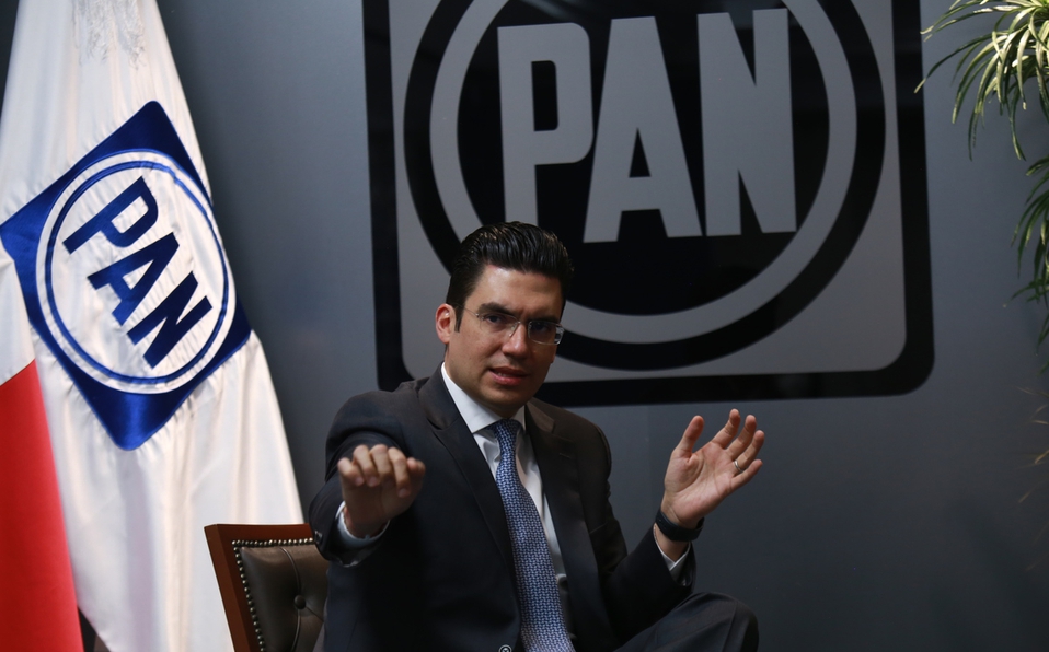 PAN califica de “simulación” nueva propuesta de reforma eléctrica de Morena