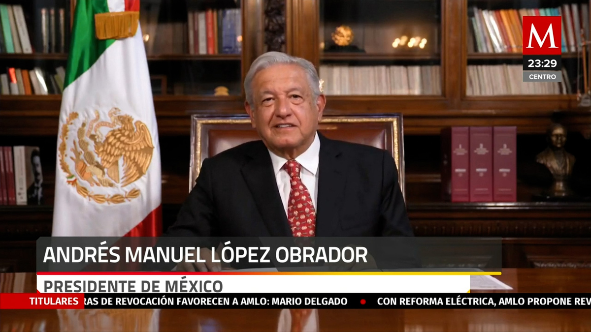 AMLO celebra resultado de consulta: "me quedo y vamos a seguir con transformación"