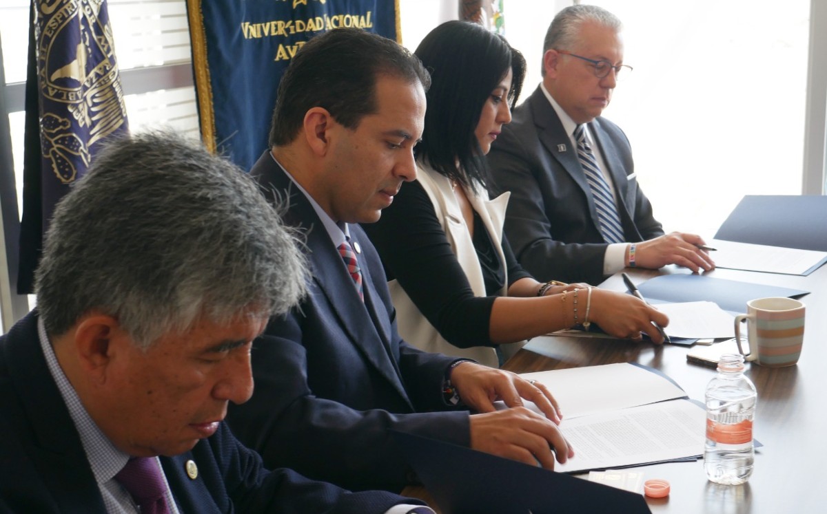 Firman convenio ENES, Operation Smile y la Universidad Duke / Foto: Especial
