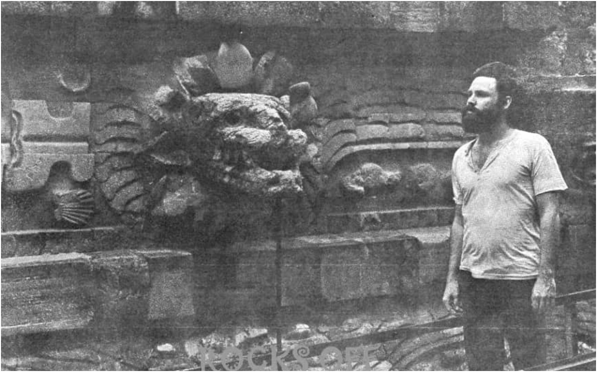 Jim Morrison en Teotihuacán