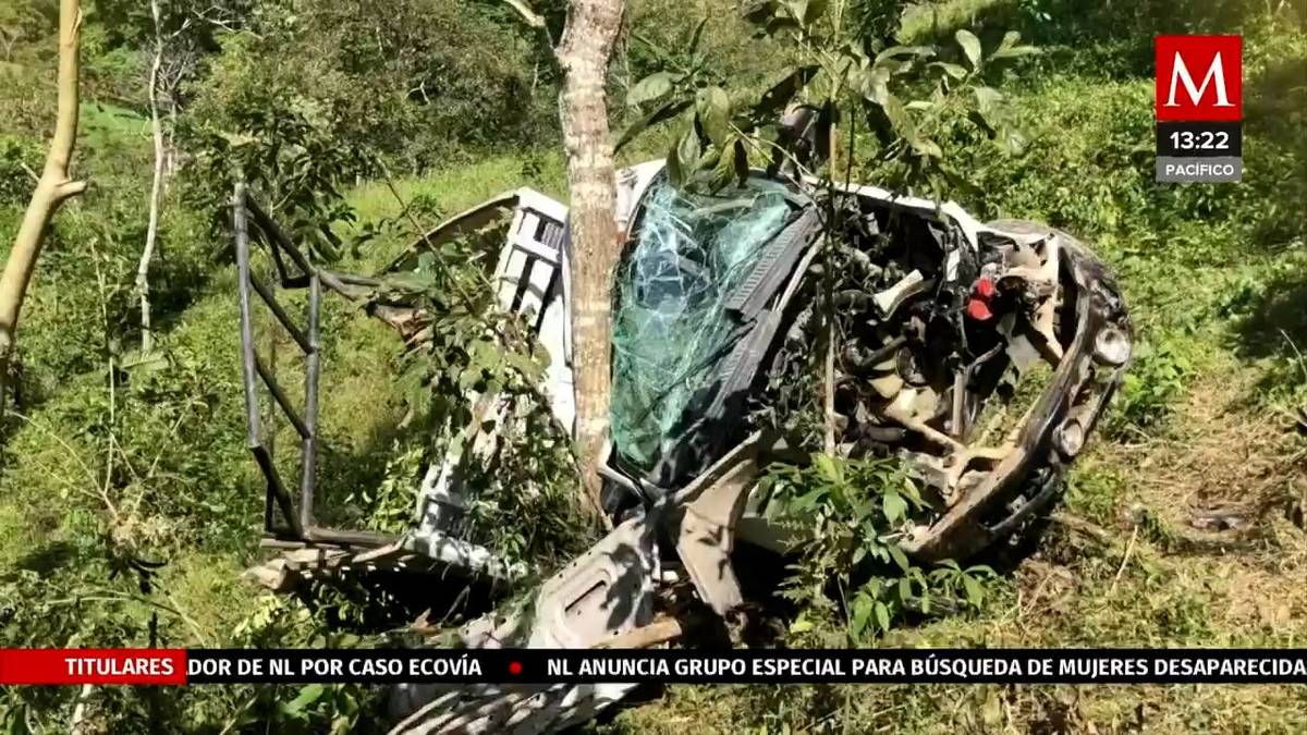 Vuelca camión de pasajeros en Chiapas, 3 personas fallecieron