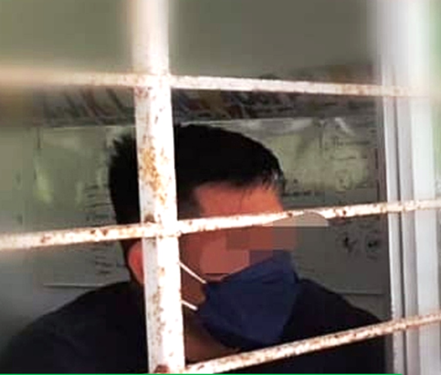 El funcionario fue retenido por los pobladores. (Abraham Jiménez)