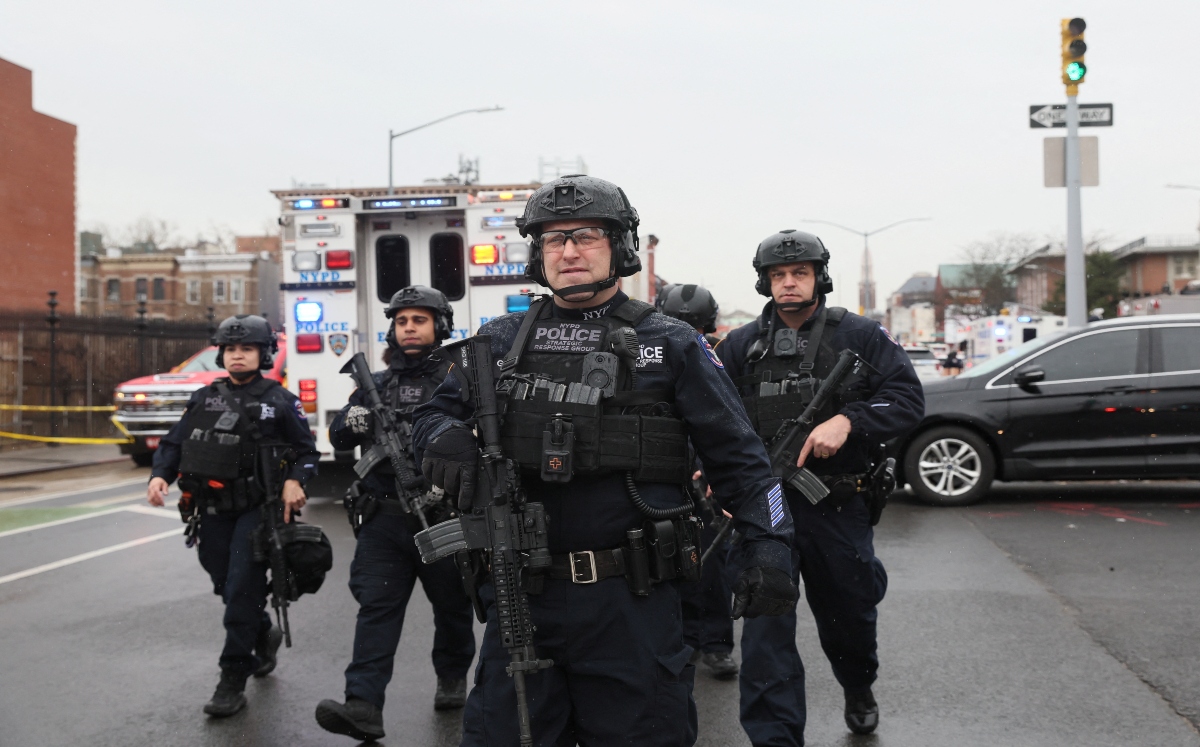 El tiroteo en la estación de Nueva York se reportó a las 08:27 horas. | Reuters