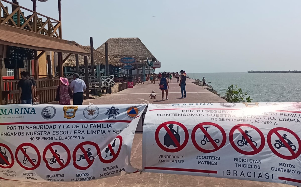 Restringen acceso en escolleras de playa Miramar