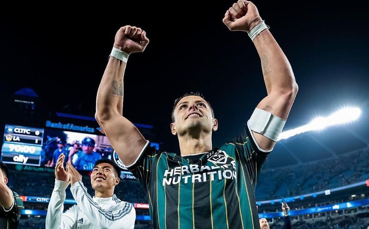 "A 'Chicharito' le encantaría jugar con la selección mexicana": Entrenador del Galaxy (Instagram)