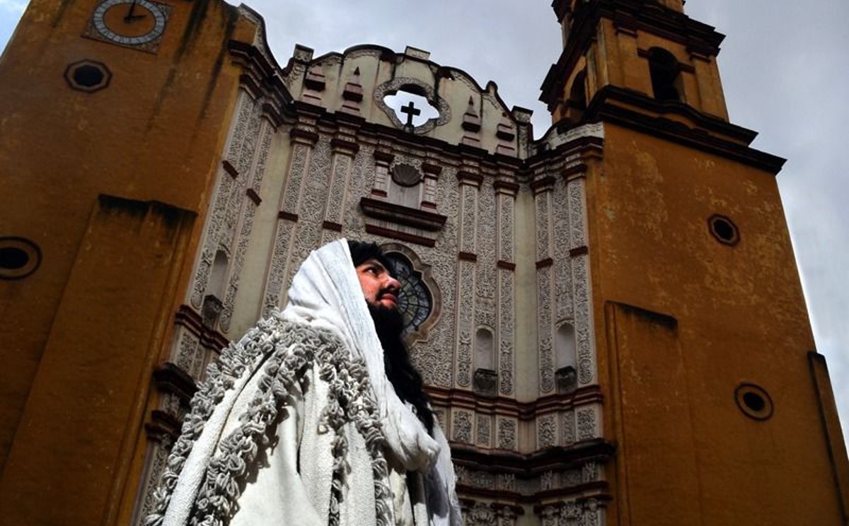 "José Luis Ruíz como Jesús en el Vía Crucis"