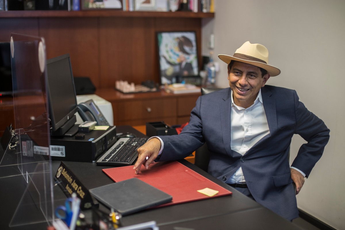 Salomón Jara, candidato a gobernador de Oaxaca por Morena. (Jesús Quintanar)