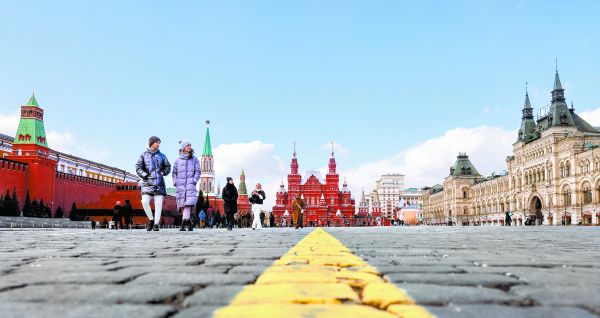 En los últimos 150 años ha habido seis olas de exiliados, de acuerdo con un informe de Atlantic Council; la imagen, la Plaza Roja, en Moscú. Reuters