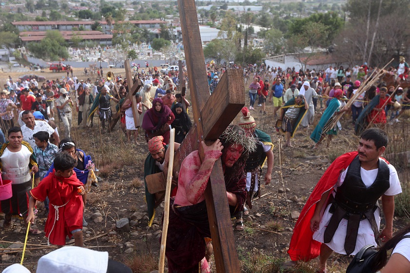 Las cruces, el objeto más simbólico de la tradicional Judea de San Martín de las Flores (Fernando Carranza)
