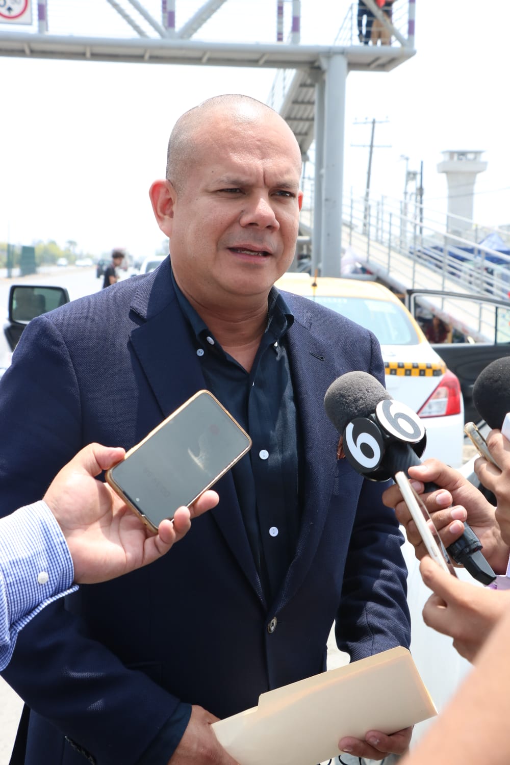 La defensa legal del ex mandatario, Gabriel García Pérez. Foto: Raúl Palacios