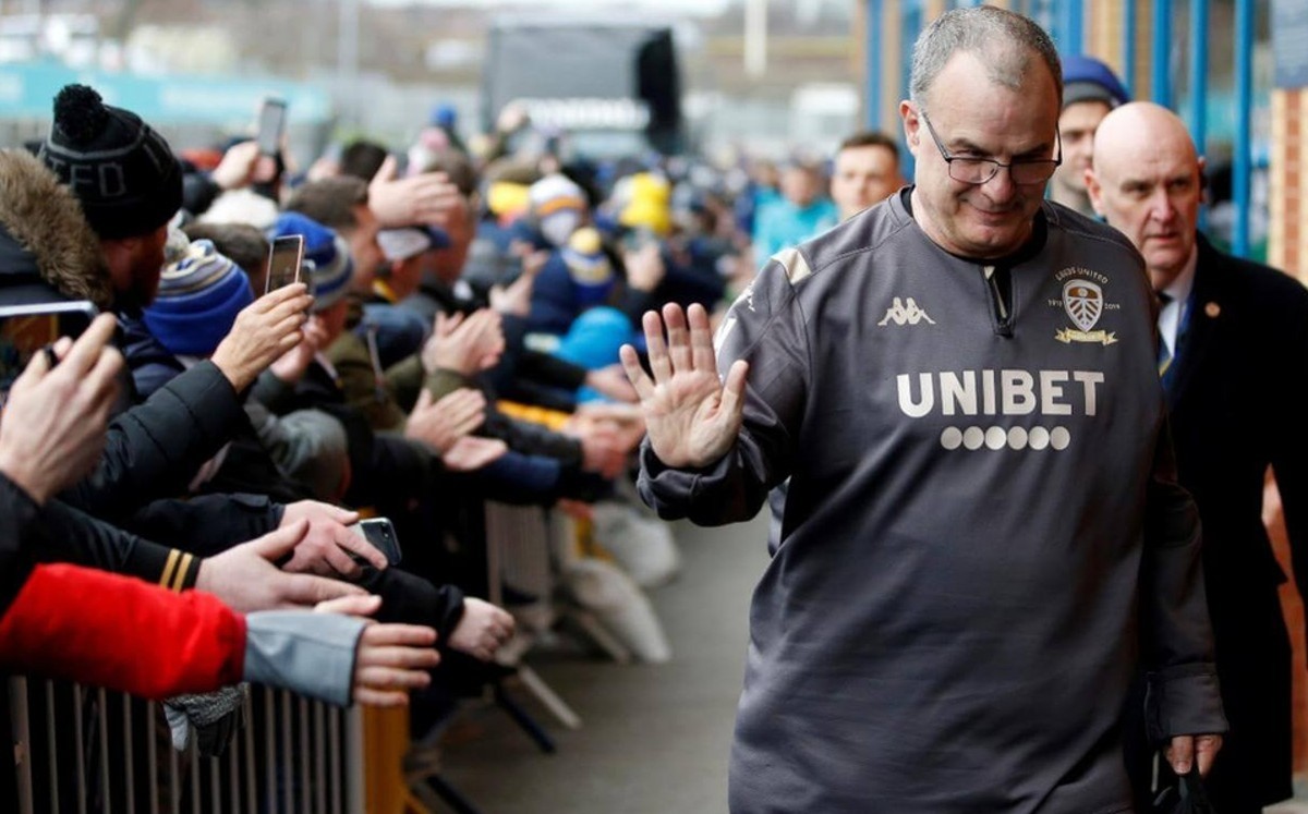 Fans del Leeds publican mensaje para Bielsa en diario argentino (Reuters)