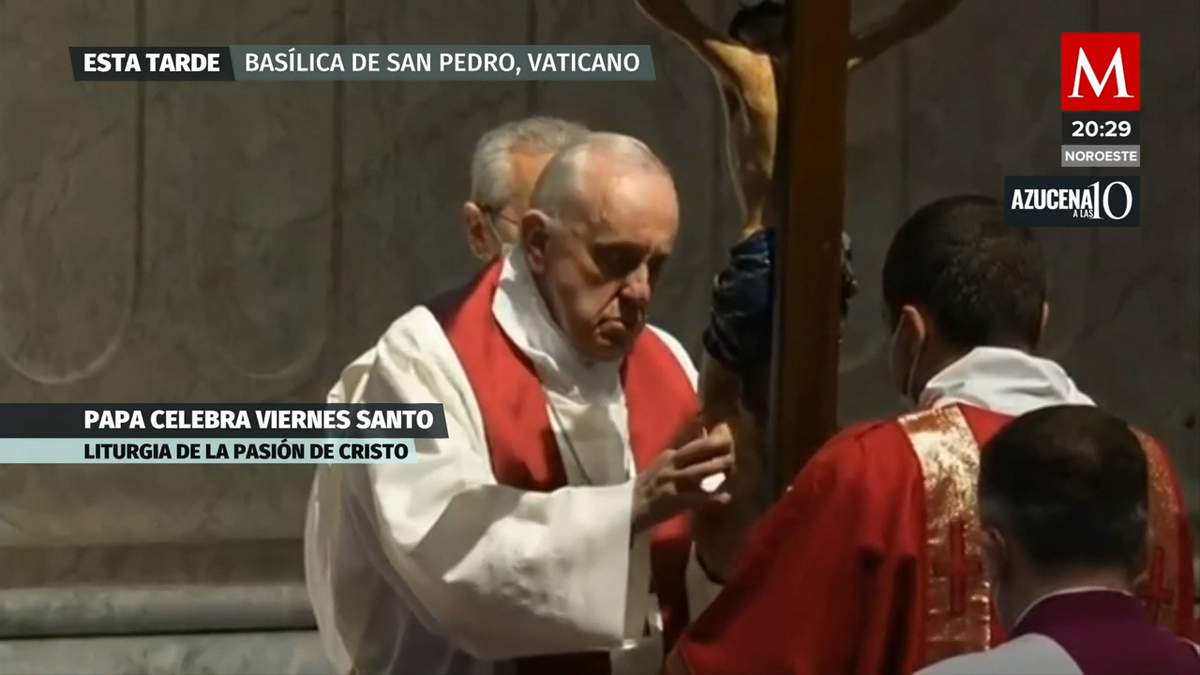 El Papa Francisco preside la ceremonia de semana santa en El Vaticano