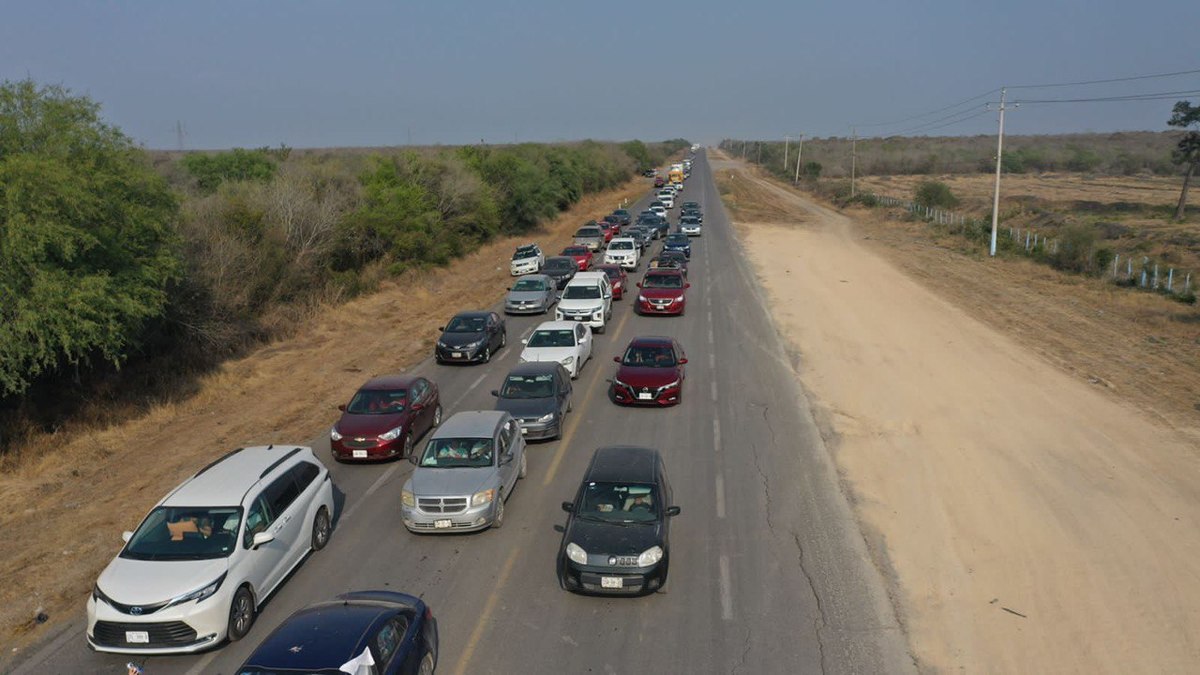 Carretera Victoria - Monterrey; se registra tráfico de Tamaulipas a NL