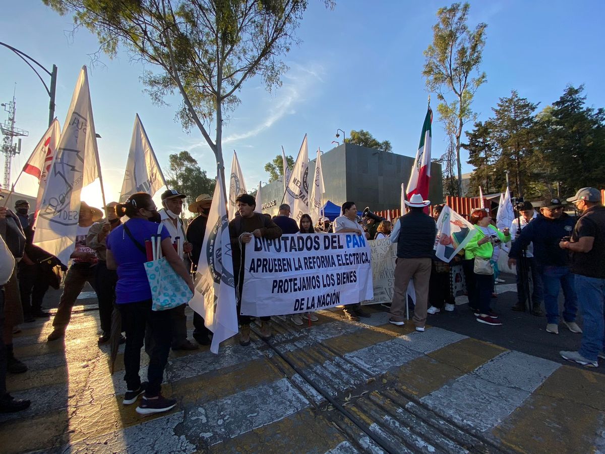 Protestan para apoyar reforma eléctrica | Amílcar Salazar Méndez