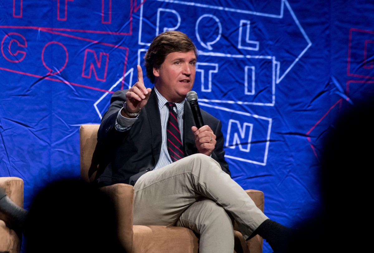 Tucker Carlson es el presentador en prime time de la cadena conservadora de noticias Fox News. (AP / Archivo)