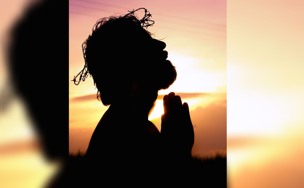 Este 15 de abril se llevó a cabo la representación del Viacrucis de Cristo.