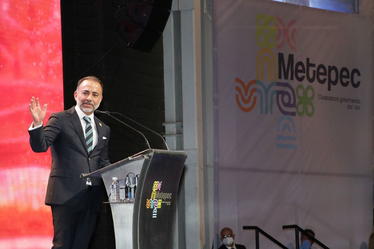 Apremia y refrenda su compromiso con Metepec.