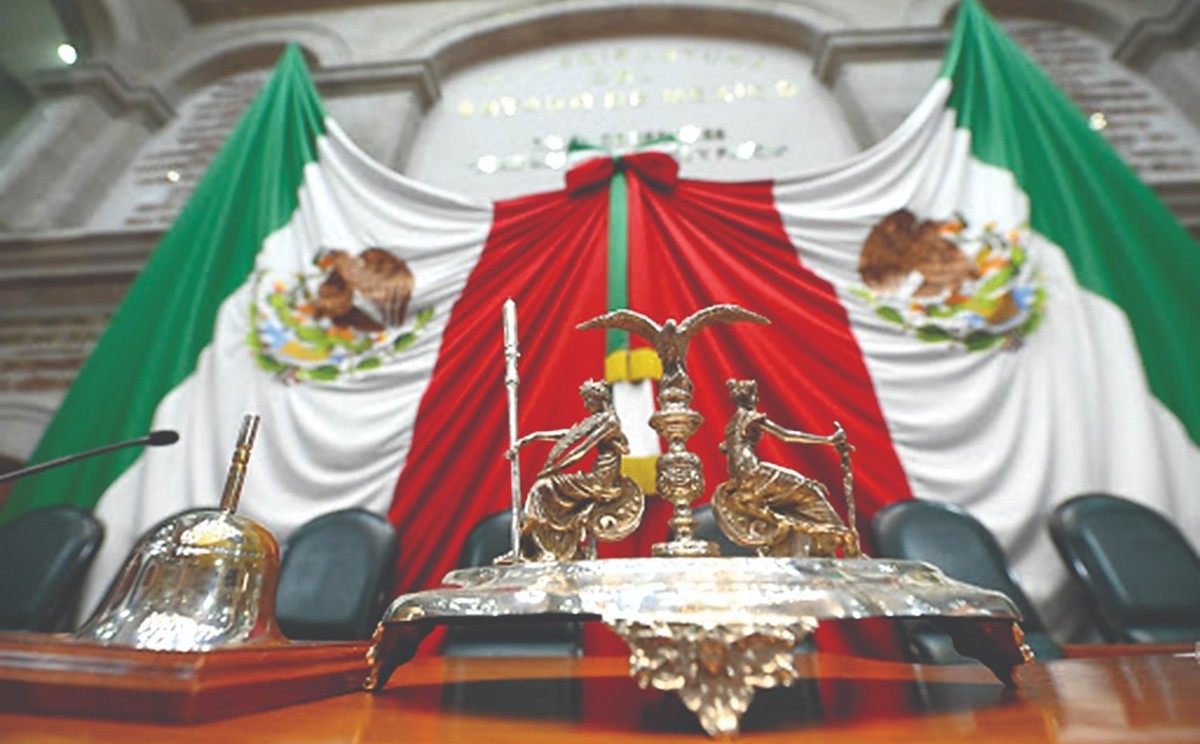 La bancada del PRI propone ponerle su nombre al salón de protocolo. (Archivo)