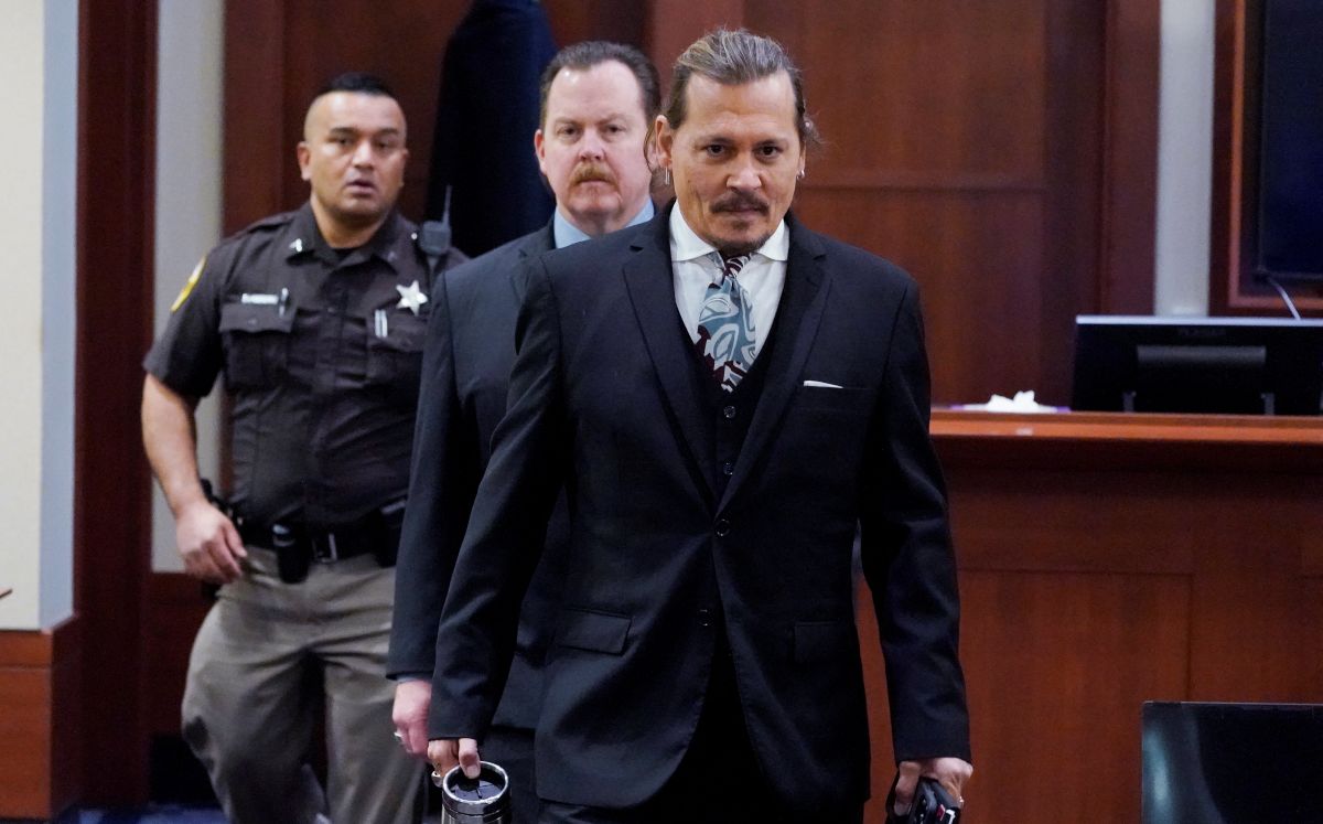 Johnny Depp en el juicio de difamación contra Amber Heard (Reuters).