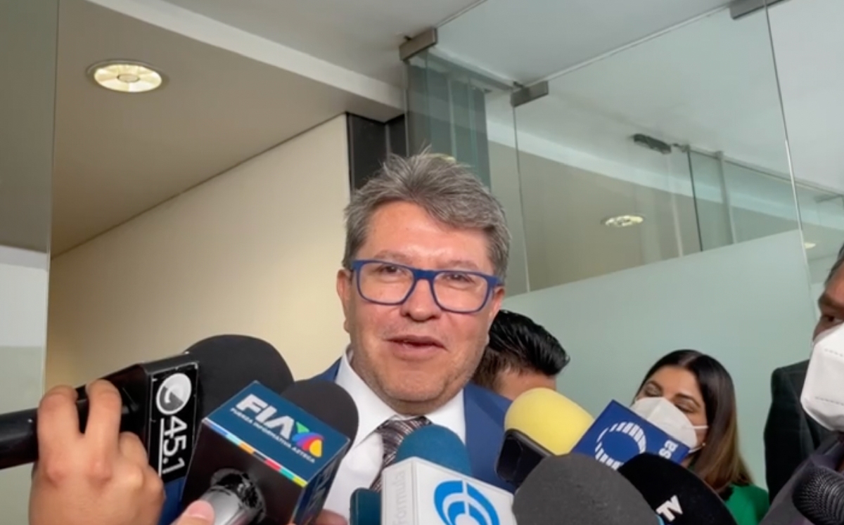 El coordinador fue entrevistado en el Senado sobre su reunión con el ex gobernador. | Especial