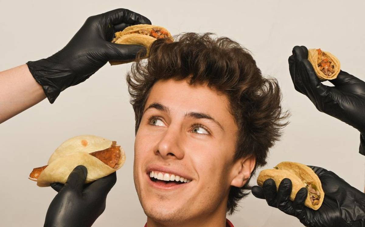 Critican a Juanpa Zurita por tacos (Instagram).