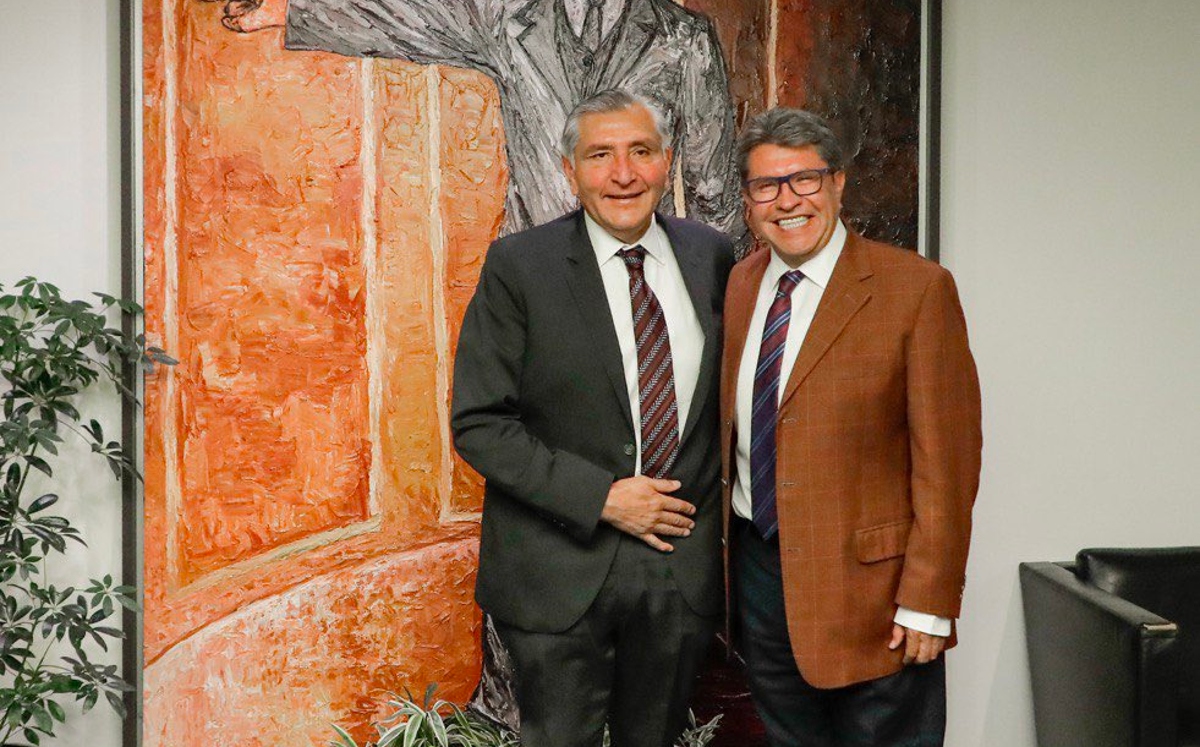 A través de sus redes sociales, el senador compartió una foto con el secretario de Gobernación. | @RicardoMonrealA