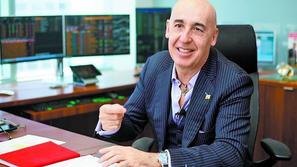 “Banorte se mueve solo, pero buscamos opciones”; en primeras pláticas para la compra de Banamex