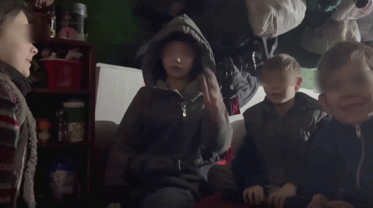Niños ucranianos pidieron ayuda en un video. (Reuters)