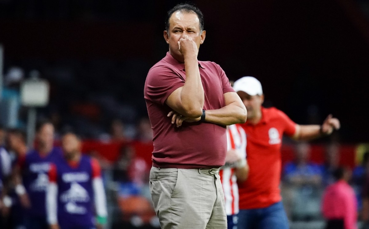 Aficionados piden la salida de Juan Reynoso en Cruz Azul tras perder ante San Luis (Imago7)