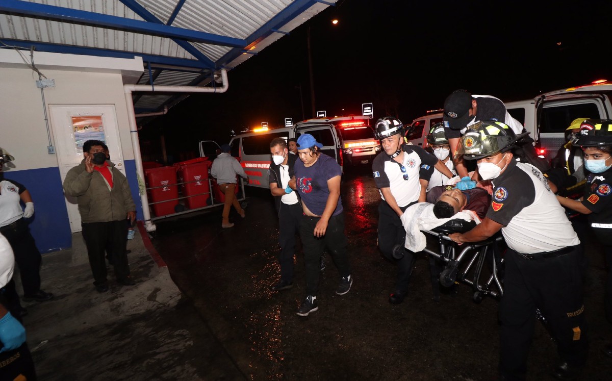 Ataque entre pandillas durante partido de futbol sala en Guatemala deja cuatro muertos (Twitter @reaccion_gt)