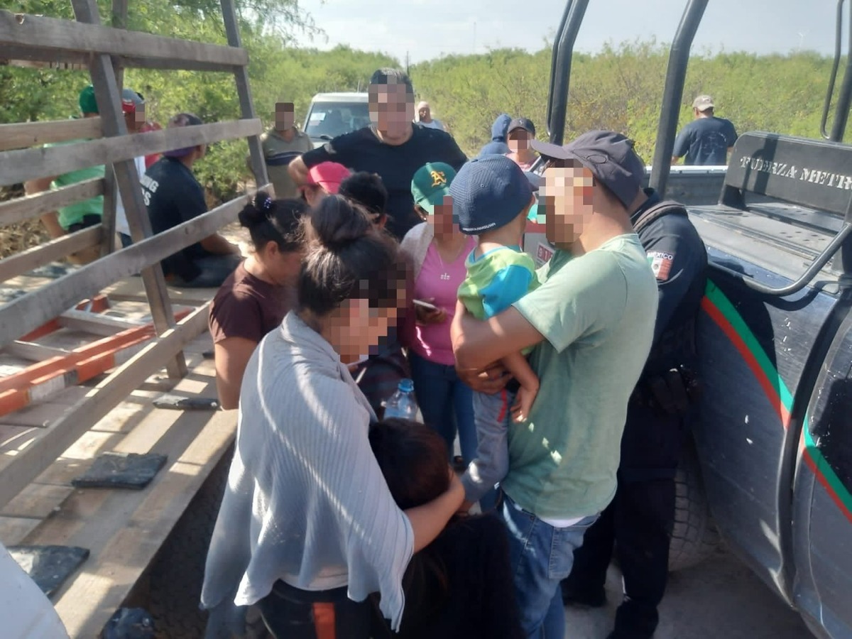 La familia recibió apoyo de la policía estatal en San Luis Potosí. | Especial