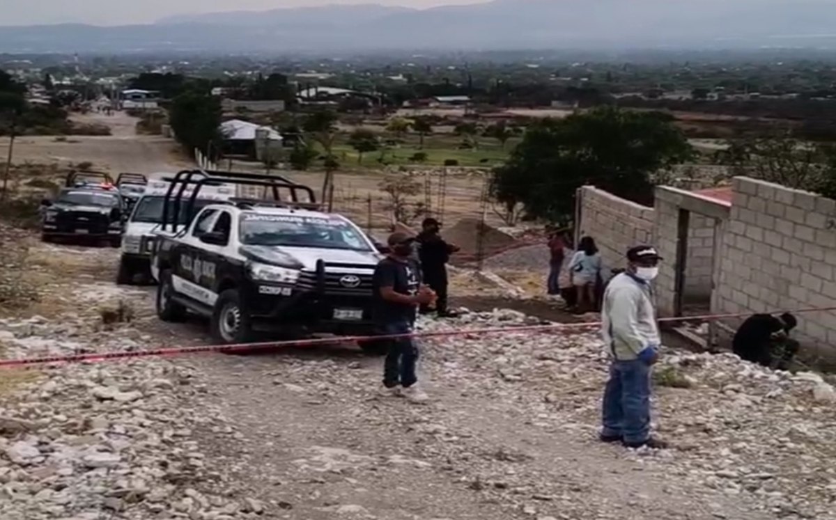 En Santiago Miahuatlán; hombre encuentra a su esposa ahorcada | Especial