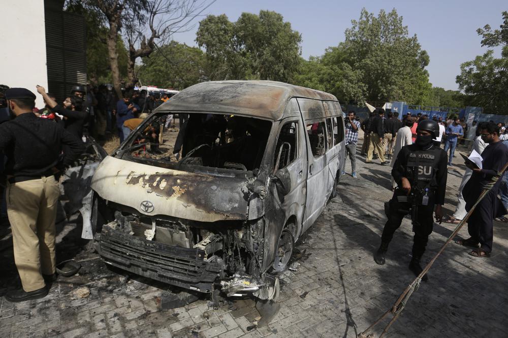 Explosión suicida en el sur de Pakistán mata a 4 personas | AP