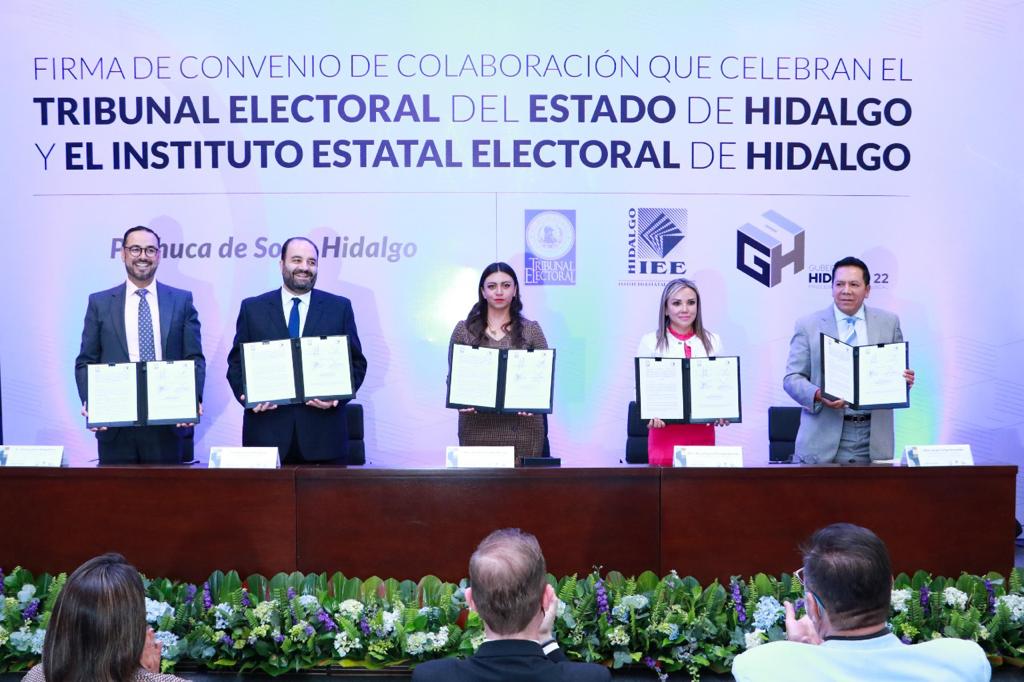 Firma de Convenio entre el IEEH y el TEEH