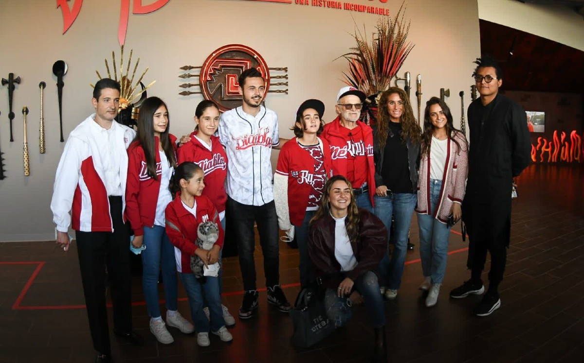 Inauguran el Museo de los Diablos Rojos del México (Enrique Gutiérrez)