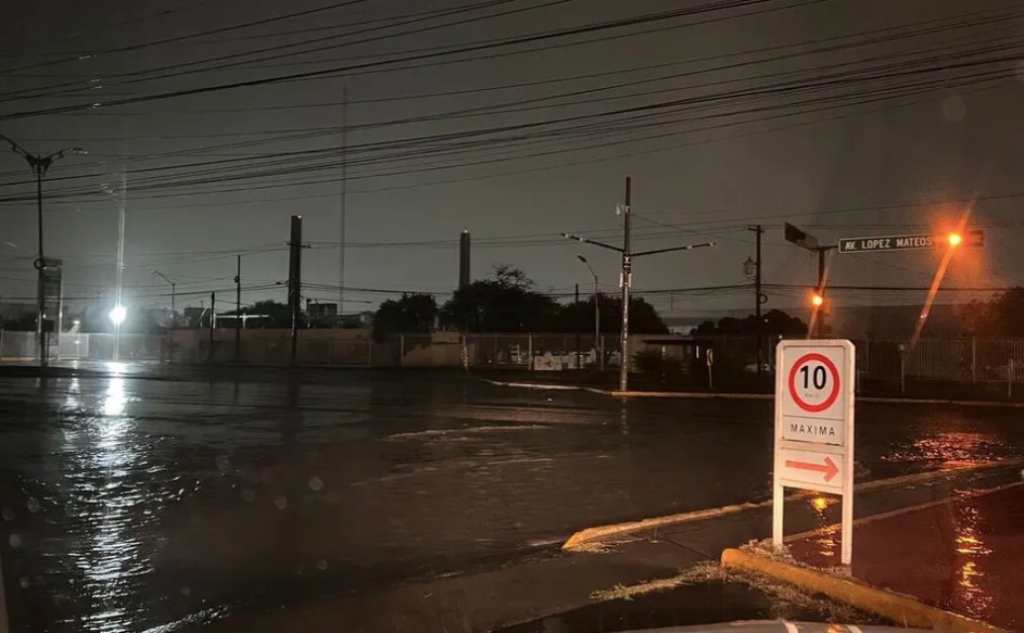 Lluvias en Monterrey dejan daños e inundaciones en área metropolitana