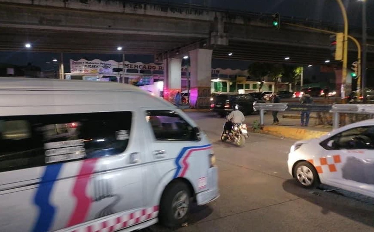Ayer mantuvieron el paso cerrado en ambas direcciones.