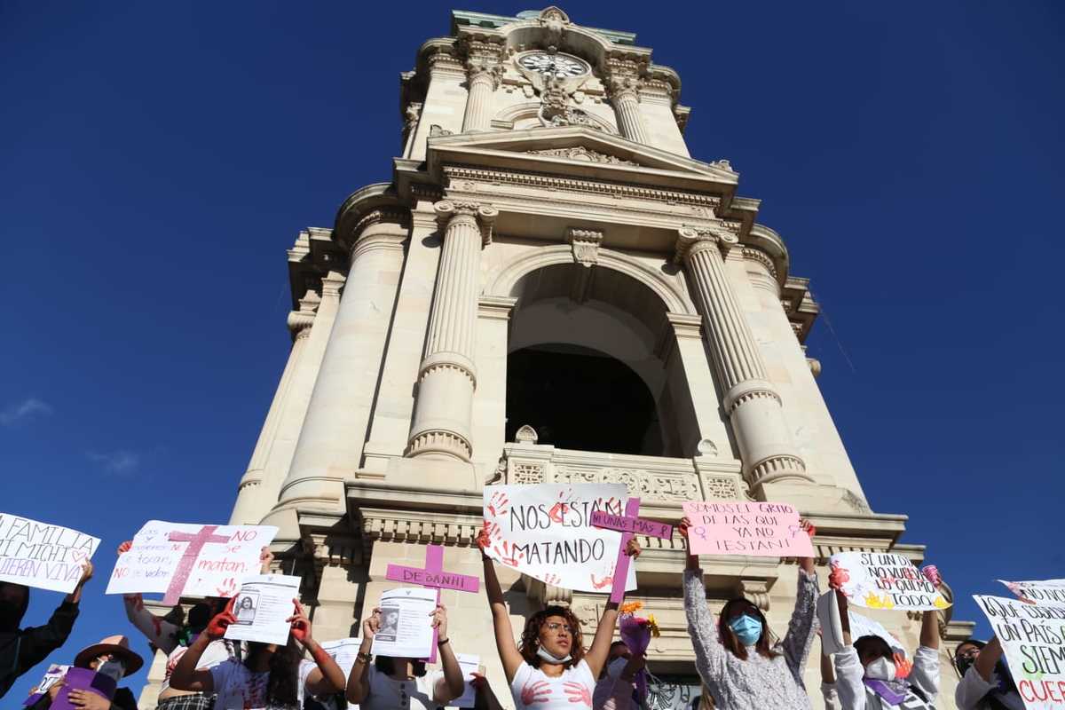 Marcha para exigir que las autoridades actúen ante feminicidios y desapariciones  (Jorge Sánchez)