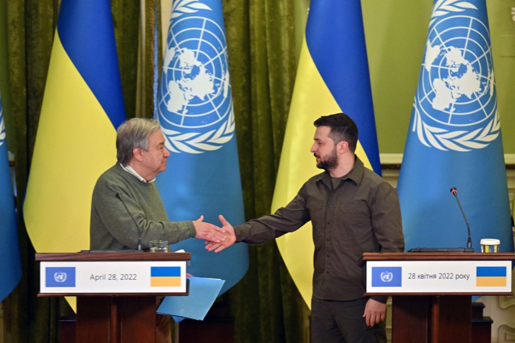 António Guterres y Volodimir Zelenski en Ucrania. | AFP