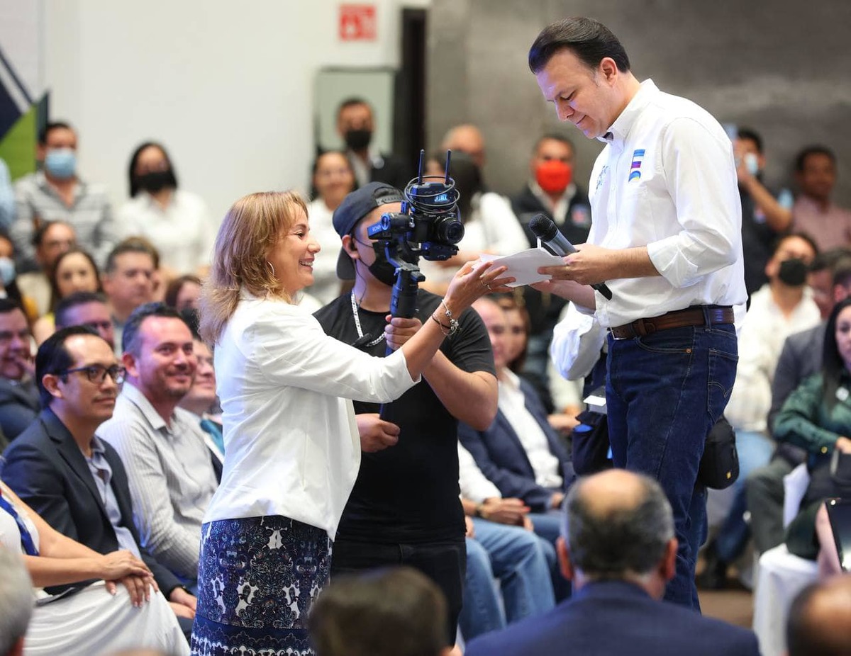 Esteban Villegas reafirmó su compromiso con los empresarios duranguenses. (Especial)