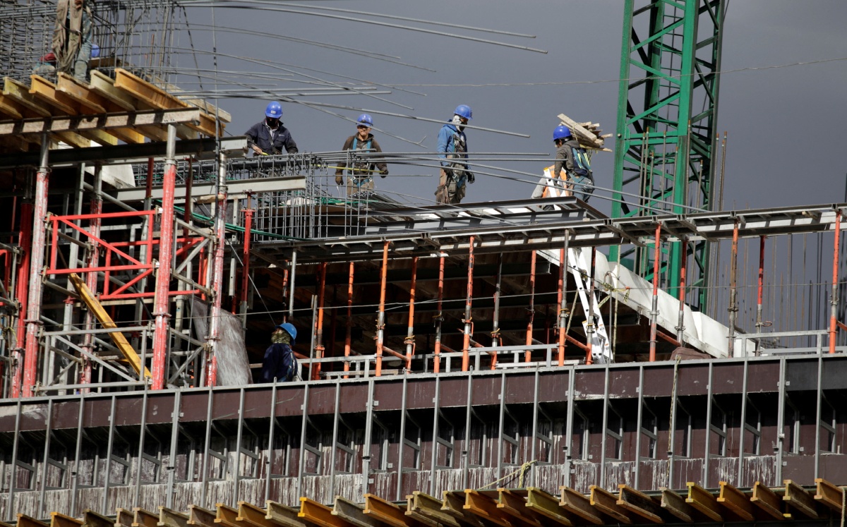 Trabajadores en un edificio en construcción en Ciudad de México. Enero de 2020. Foto: (Reuters)